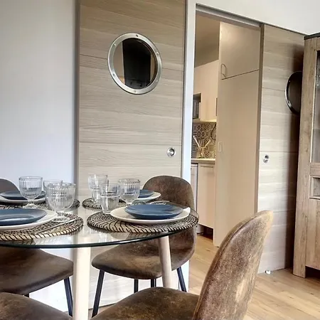 Cap Porquerolles بيت ضيافة